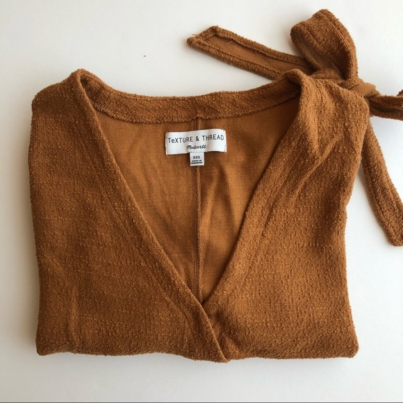 Madewell Texture & Thread Wrap Top - Picture 4 of 12